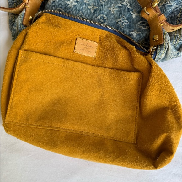 Louis Vuitton Vintage Denim Baggy PM - Picture 10 of 11